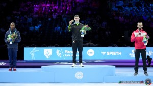 podium app ph simone ferraro sfa08057